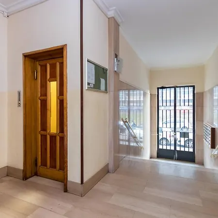 The International Corner Of Corso Dante Apartamento
